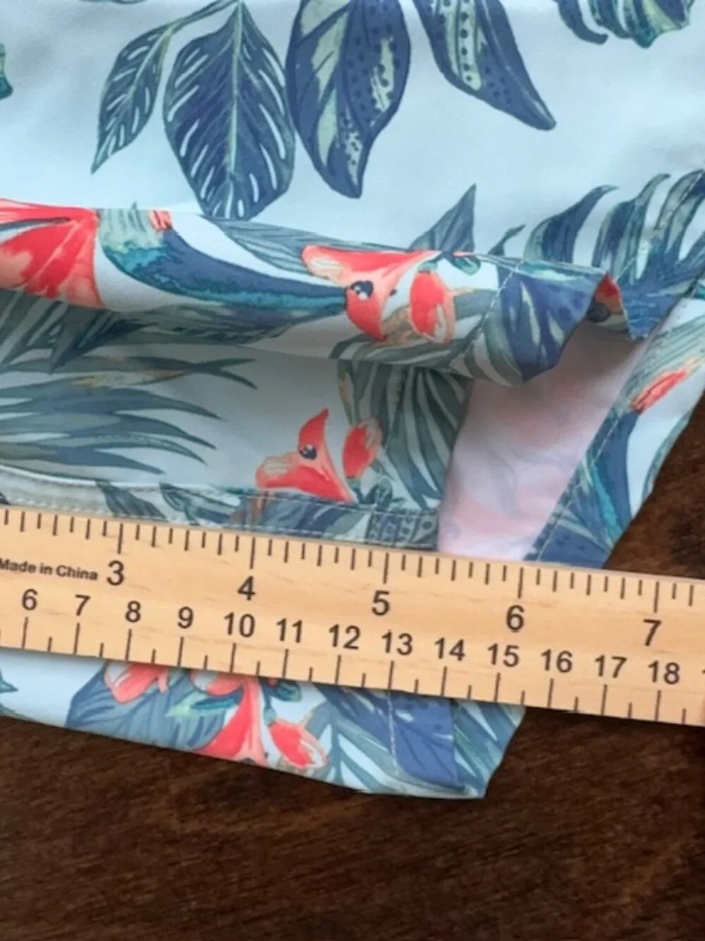 IZOD Saltwater Men's Tropical Swim Trunks Aqua Floral Stretch Sz S